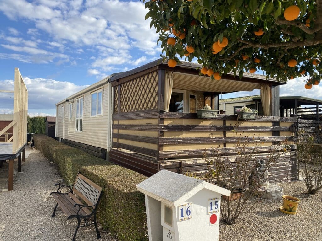 CD-Willerby-Winchester-Mobile-Home-15LP-Image 2