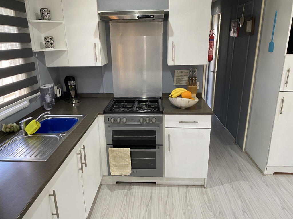 LP121 Victory mobile home image 10