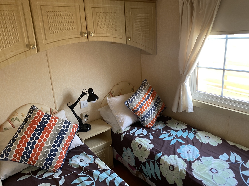 59LP Willerby Granada image 9